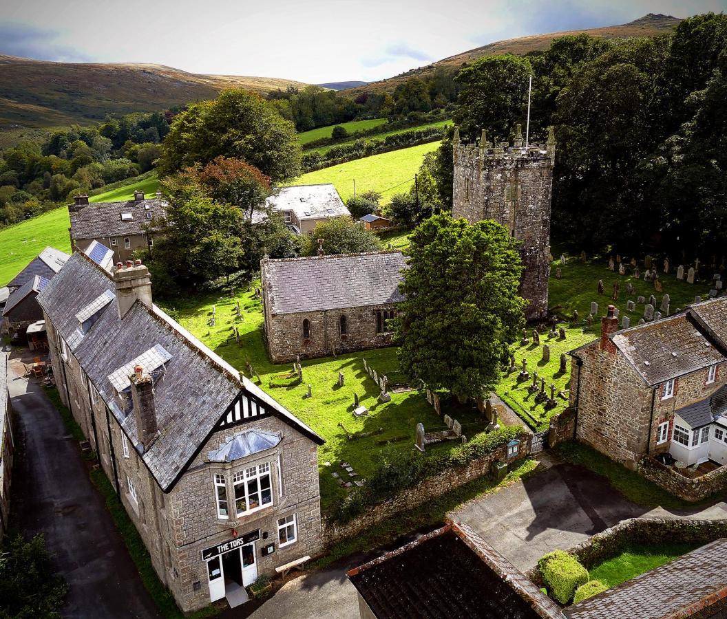 The Tors Hotel Okehampton Exterior photo
