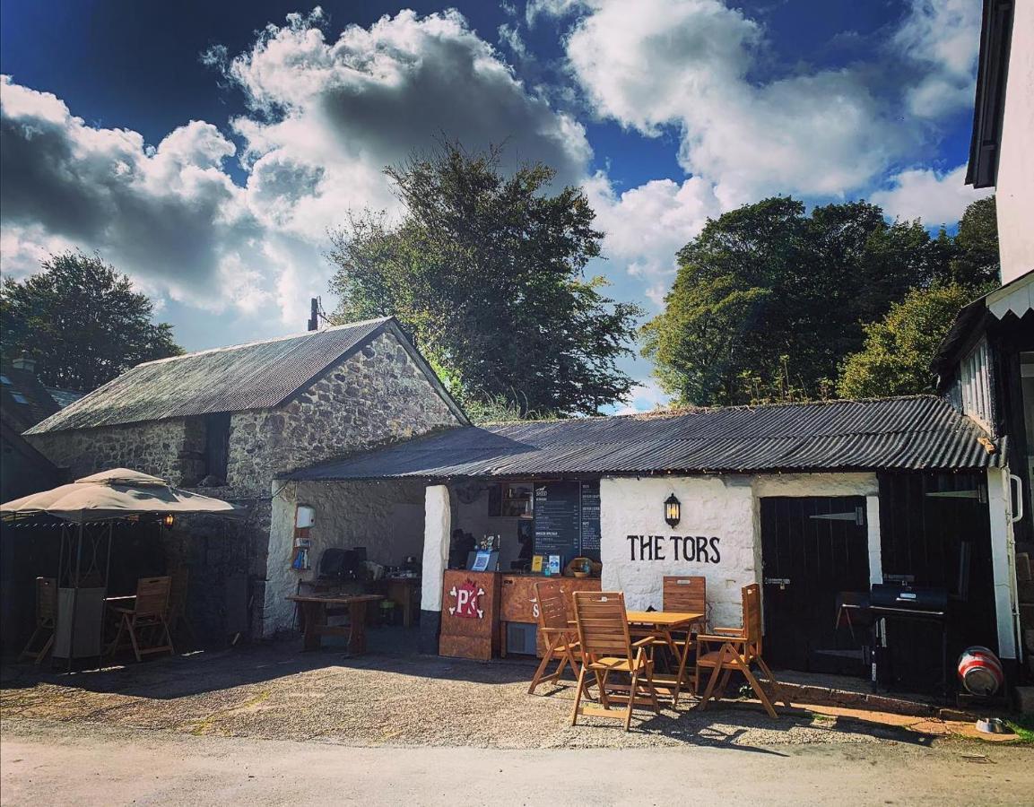 The Tors Hotel Okehampton Exterior photo